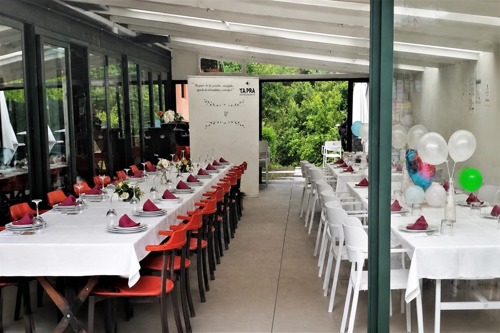 Foto 1 Celebración de comuniones y bautizos con jardín y menús infantiles en Vigo