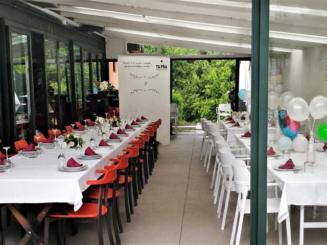Celebración de comuniones y bautizos con jardín y menús infantiles en Vigo