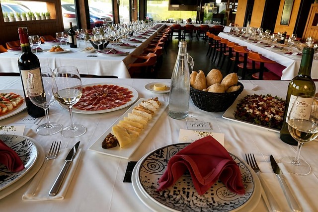 Comidas de feria en IFEVI para expositores y visitantes en Mos - Imagen 1